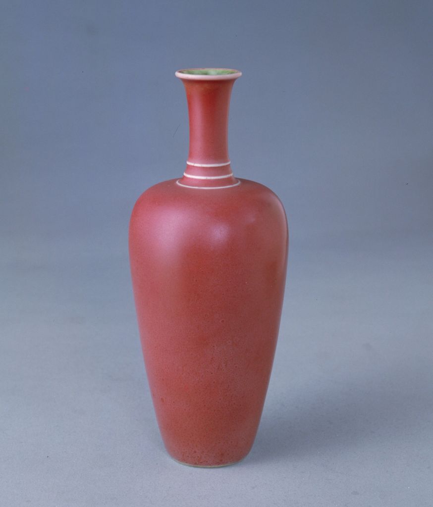 图片[1]-Cowpea red glaze radish bottle-China Archive